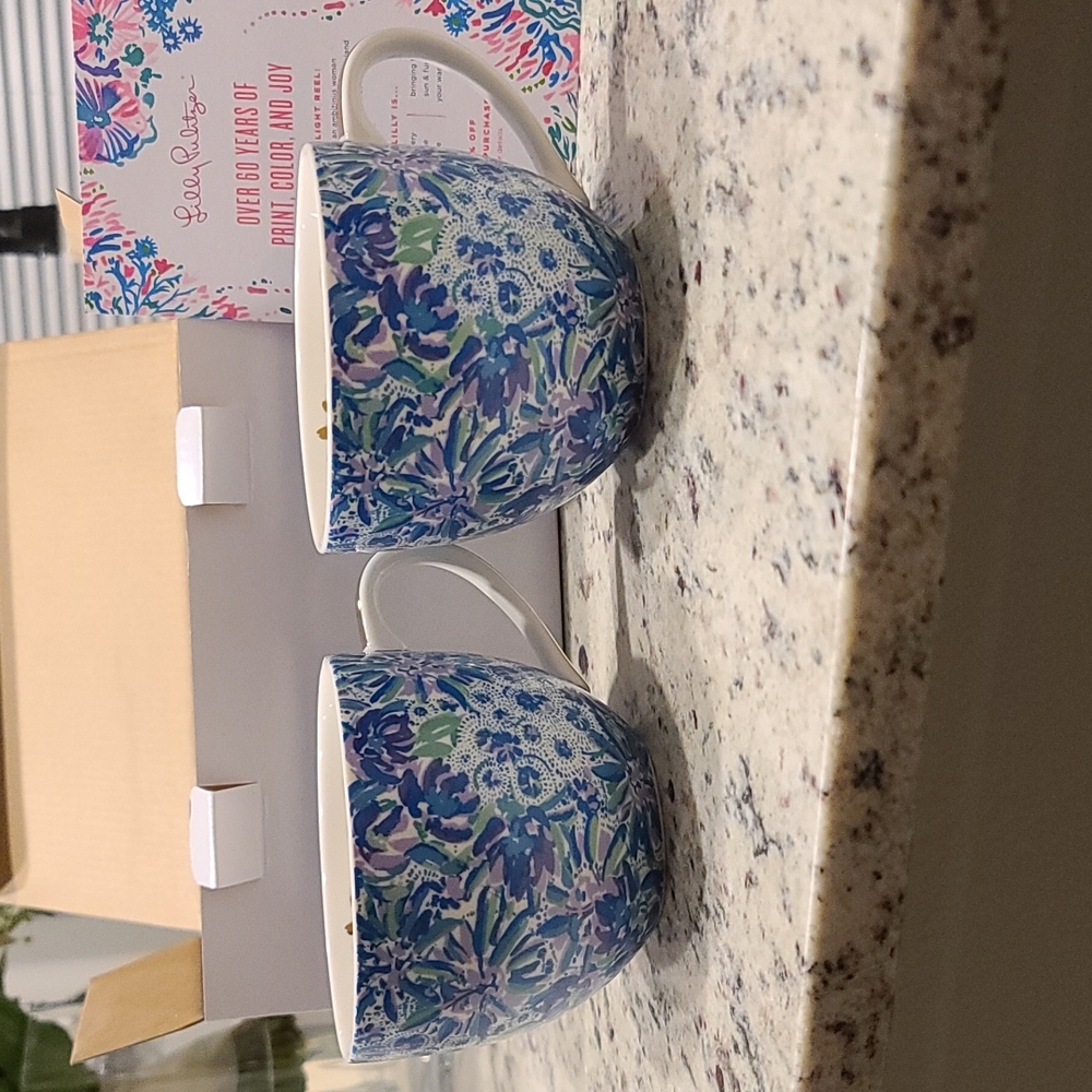 Lilly Pulitzer mugs